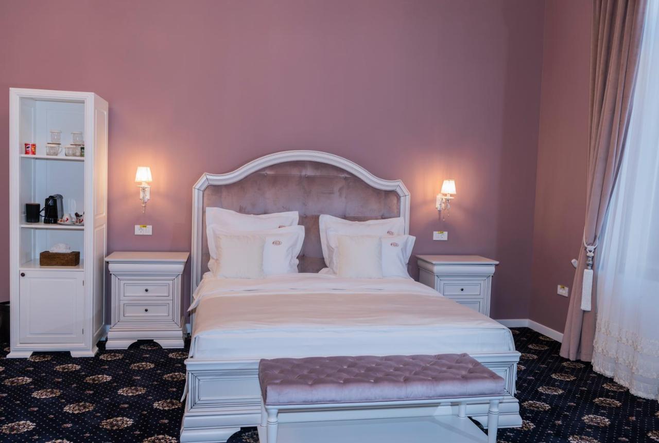 Sir Luxury Boutique Hotel Brăila Екстериор снимка