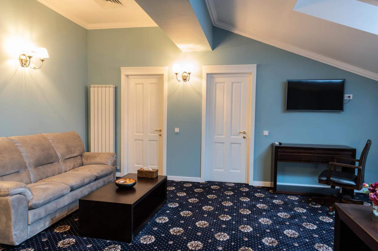 Sir Luxury Boutique Hotel Brăila Екстериор снимка