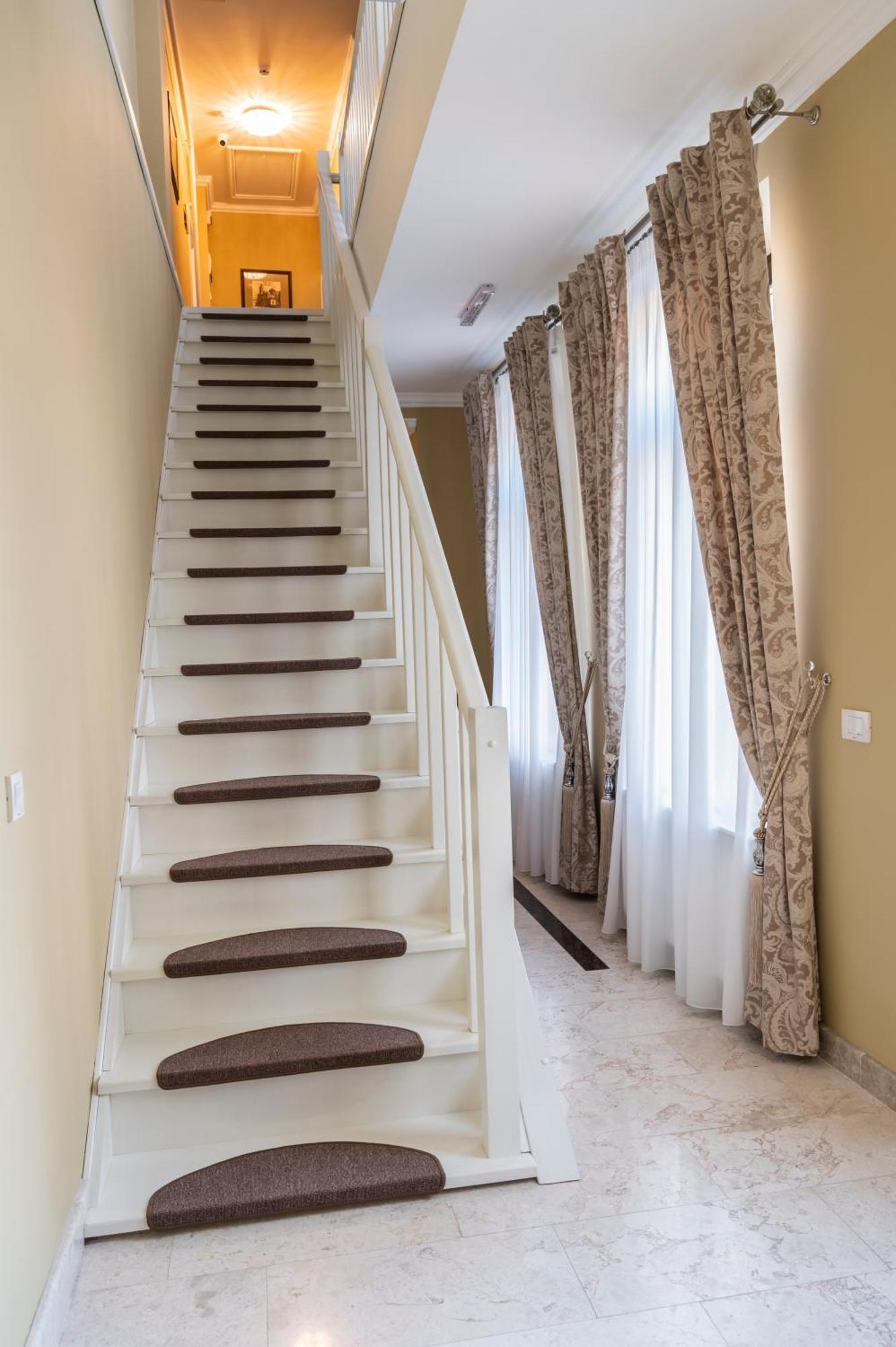 Sir Luxury Boutique Hotel Brăila Екстериор снимка