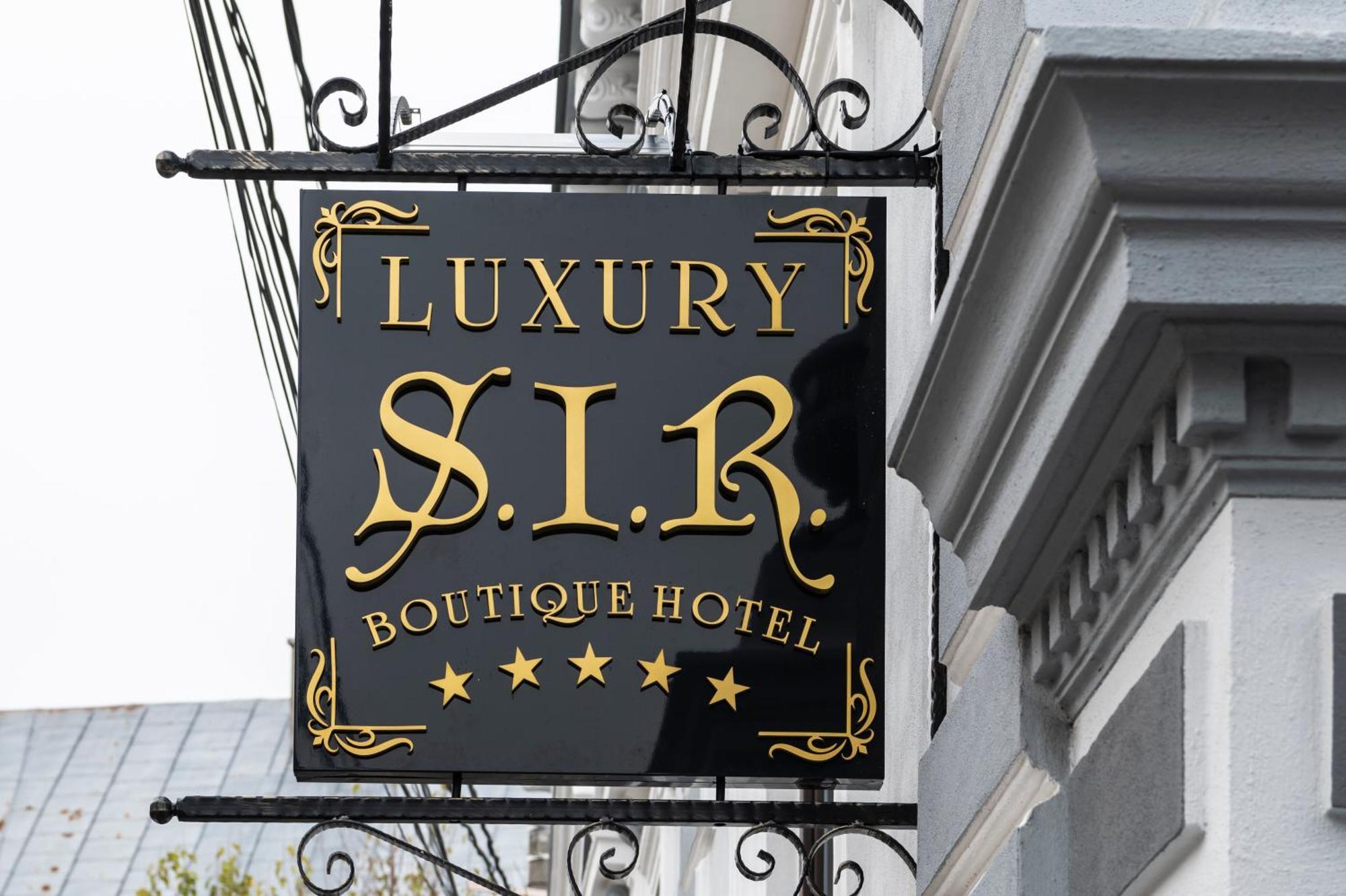 Sir Luxury Boutique Hotel Brăila Екстериор снимка