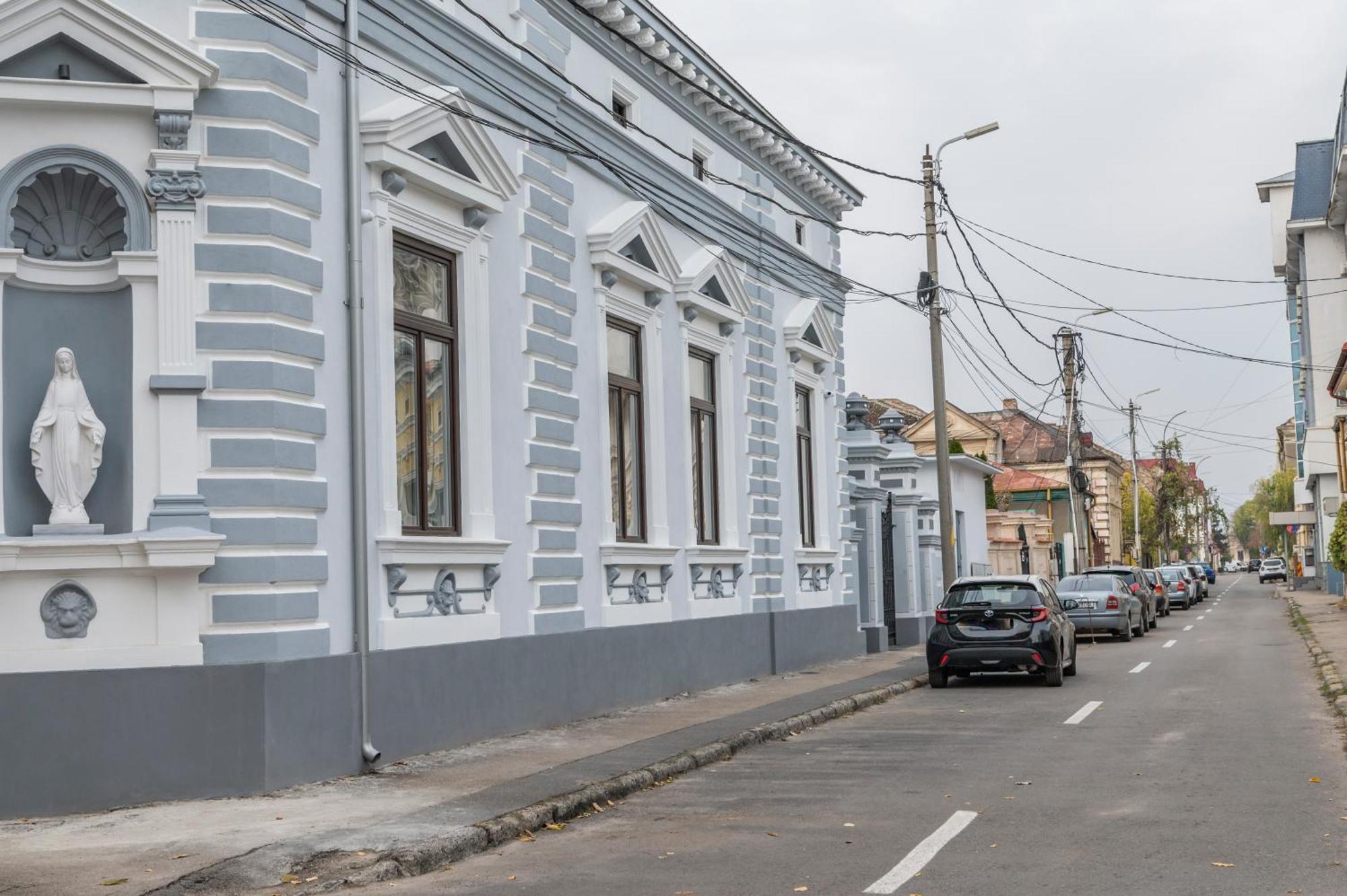 Sir Luxury Boutique Hotel Brăila Екстериор снимка
