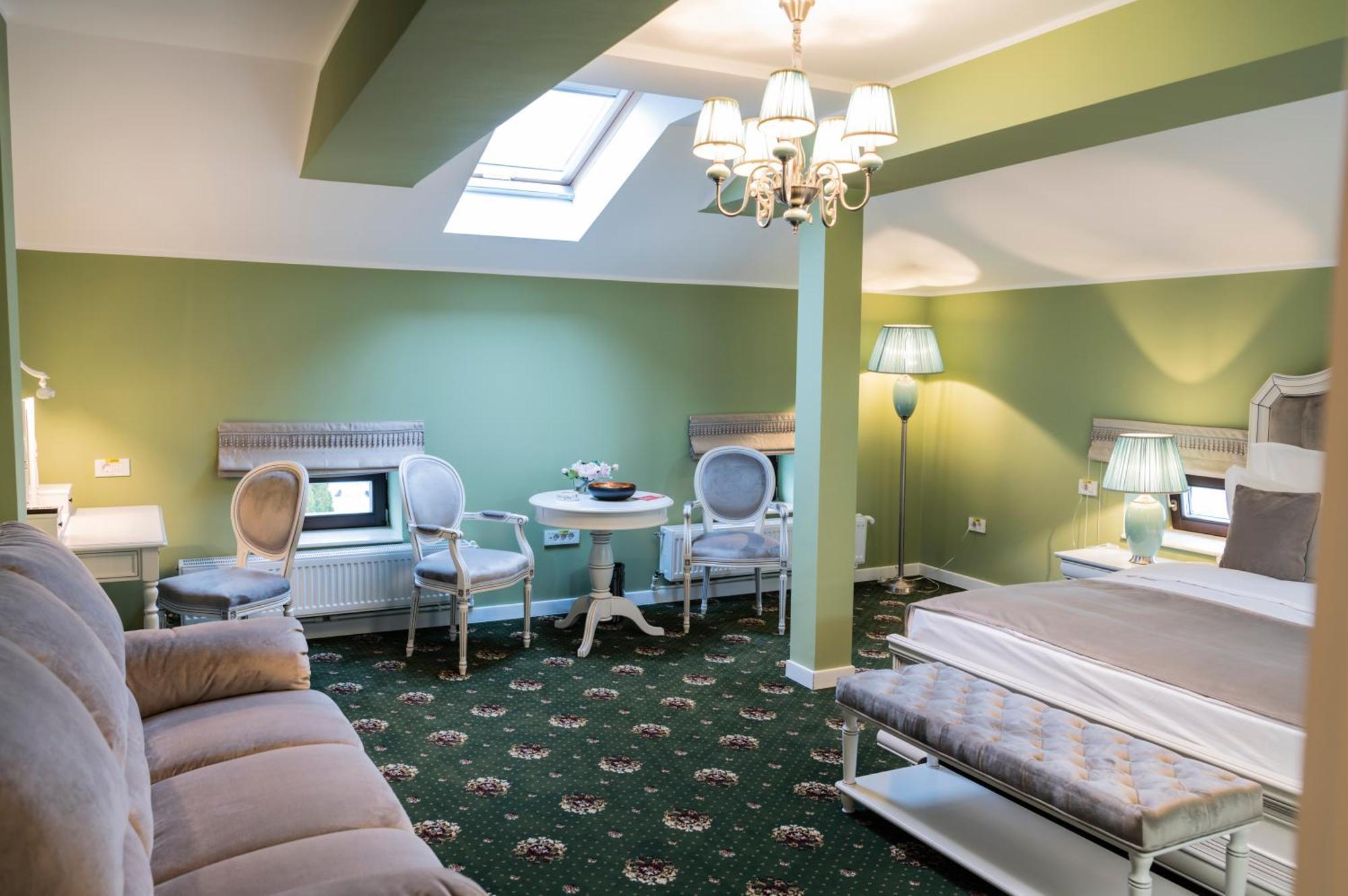Sir Luxury Boutique Hotel Brăila Екстериор снимка