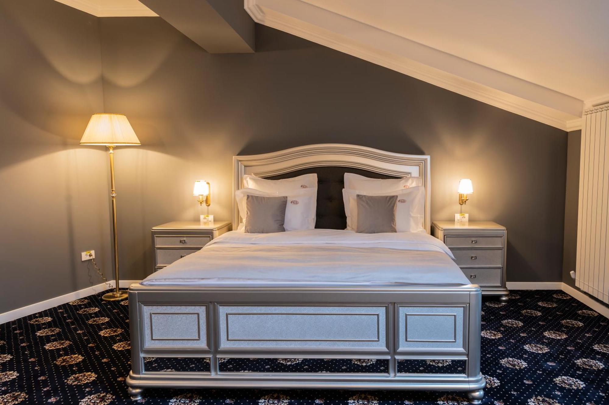 Sir Luxury Boutique Hotel Brăila Екстериор снимка